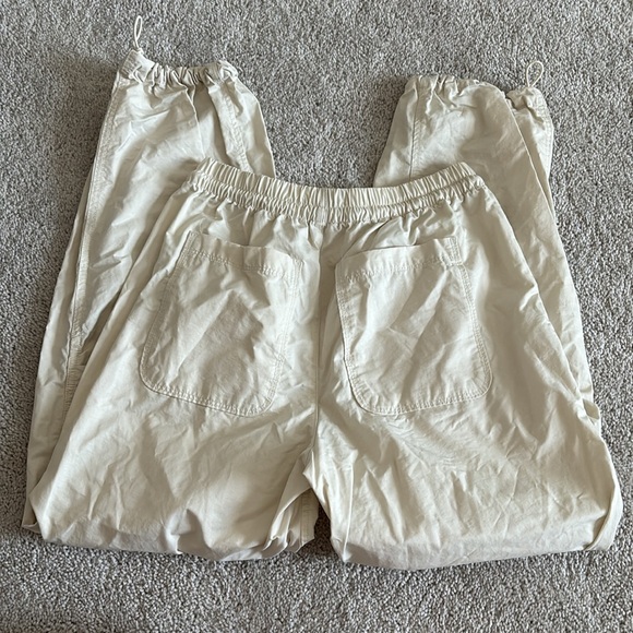 A&F NWOT cinched adjustable hem joggers - Picture 2 of 6